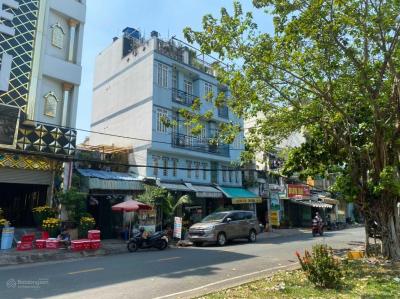 Bán nhà MT Đàm Thận Huy, 13x17m, 3 lầu, gần chợ Tân Hương, 32 tỷ